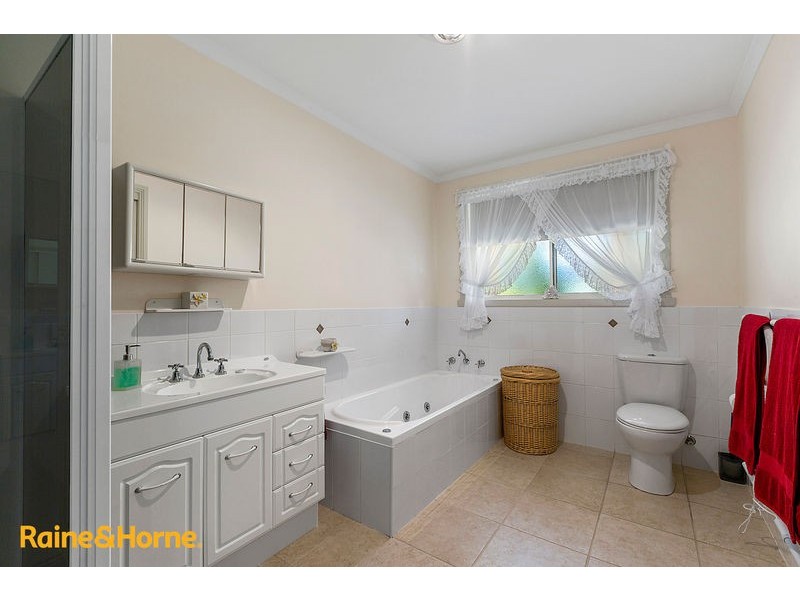 11 Glen Ellen Rise, Kingston TAS 7050