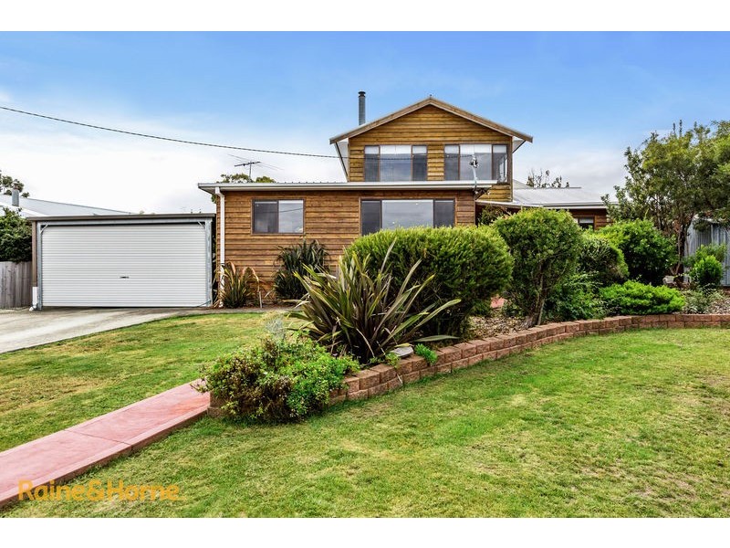 28 Talone Road, Blackmans Bay TAS 7052