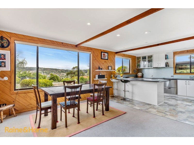 28 Talone Road, Blackmans Bay TAS 7052