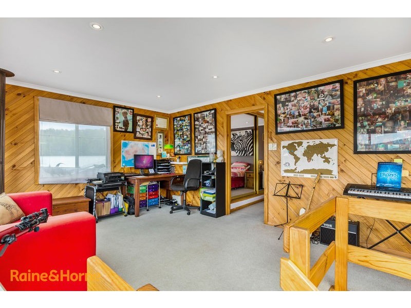 28 Talone Road, Blackmans Bay TAS 7052