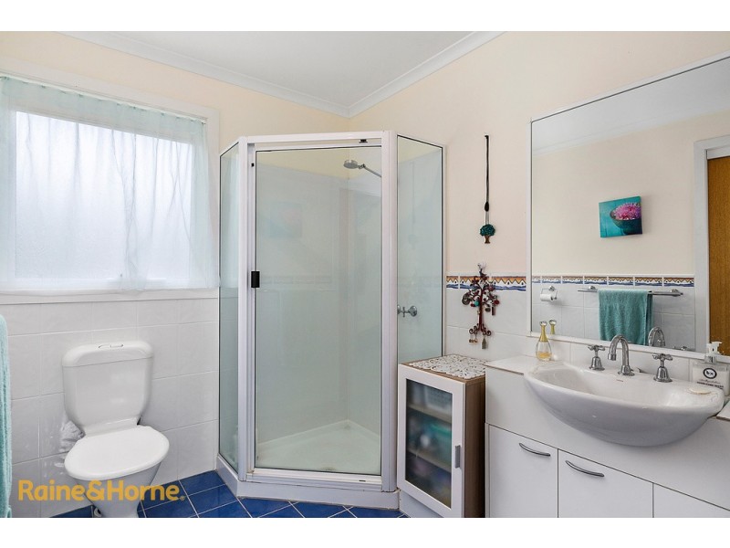 47 Tahune Crescent, Blackmans Bay TAS 7052