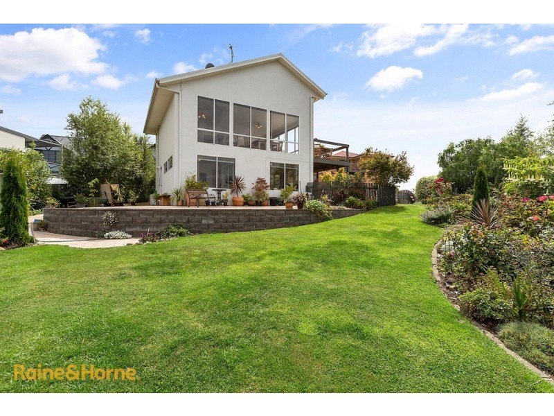 47 Tahune Crescent, Blackmans Bay TAS 7052