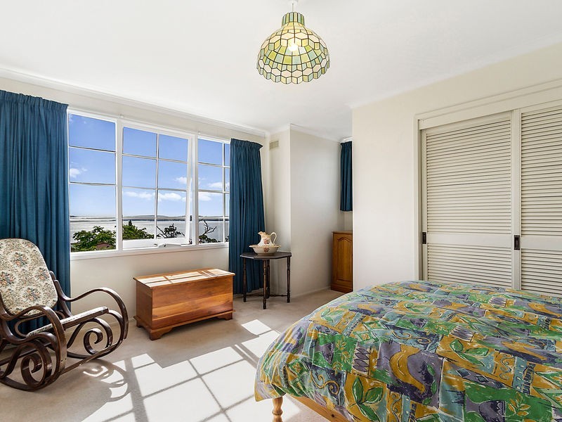 68 Suncoast Drive, Blackmans Bay TAS 7052