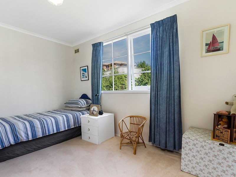68 Suncoast Drive, Blackmans Bay TAS 7052