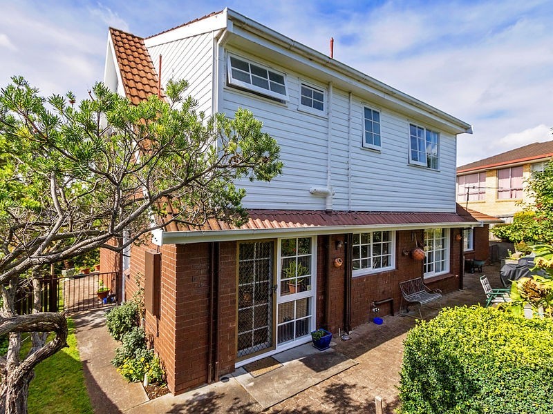 68 Suncoast Drive, Blackmans Bay TAS 7052