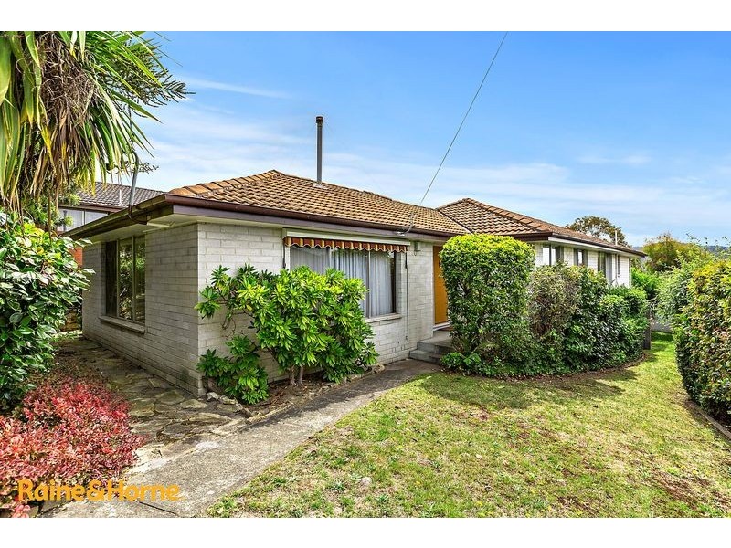11 Jindabyne Road, Kingston Beach TAS 7050