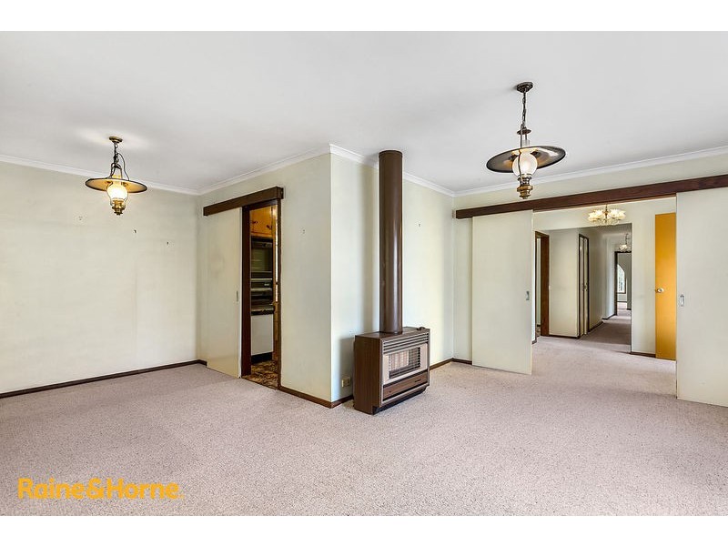 11 Jindabyne Road, Kingston Beach TAS 7050