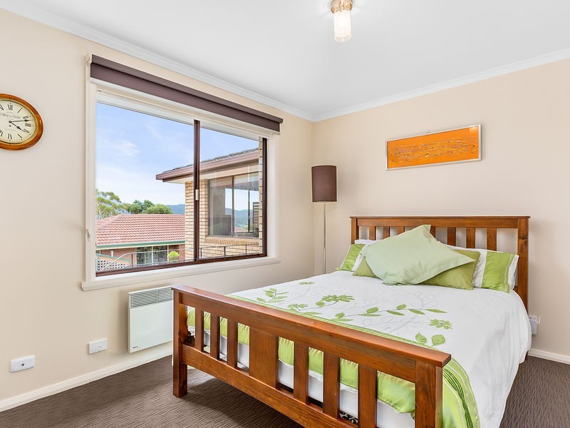 4 Dorset Drive, Kingston TAS 7050