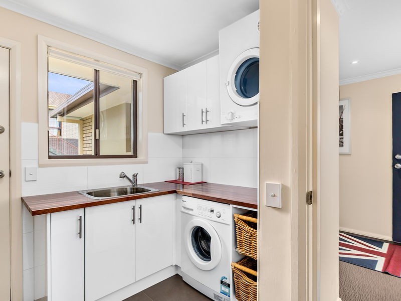 4 Dorset Drive, Kingston TAS 7050