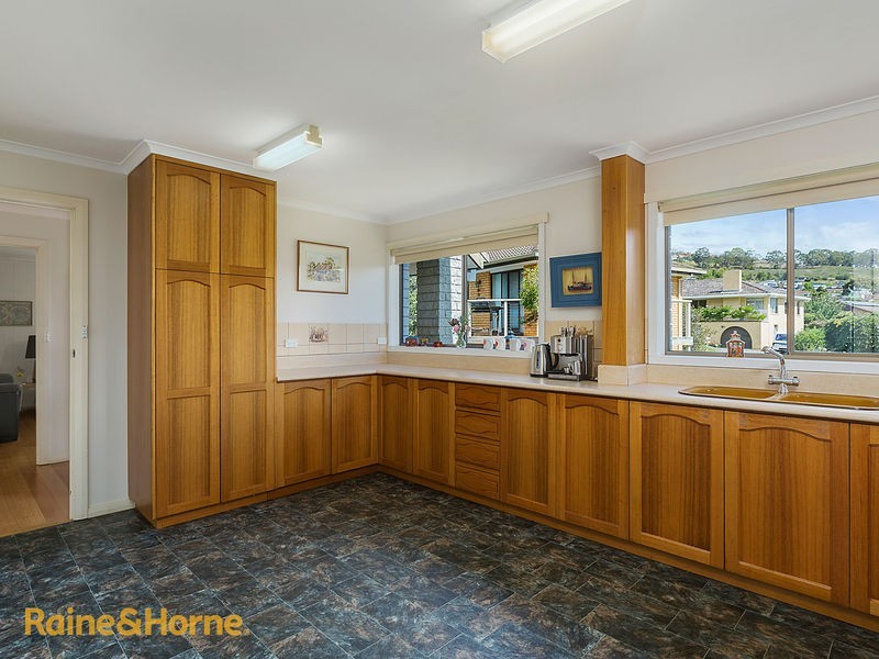 1 Surf Parade, Blackmans Bay TAS 7052