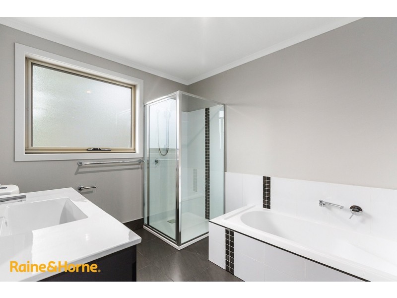 314 Redwood Road, Kingston TAS 7050