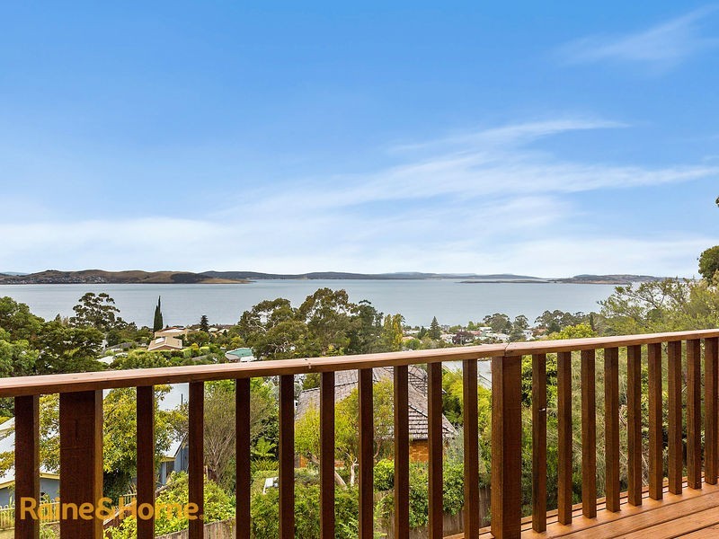 14 Earlwood Court, Taroona TAS 7053