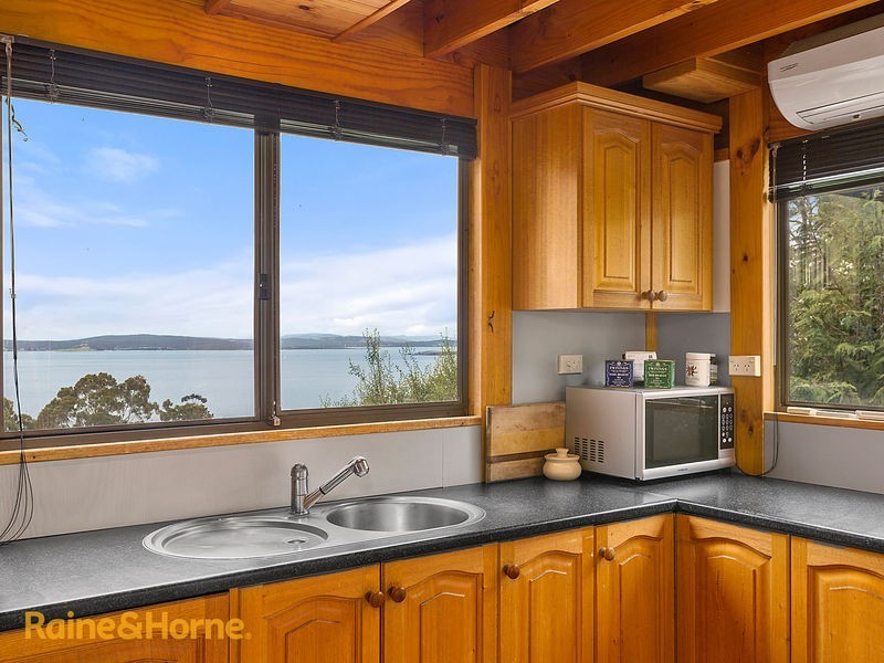14 Earlwood Court, Taroona TAS 7053