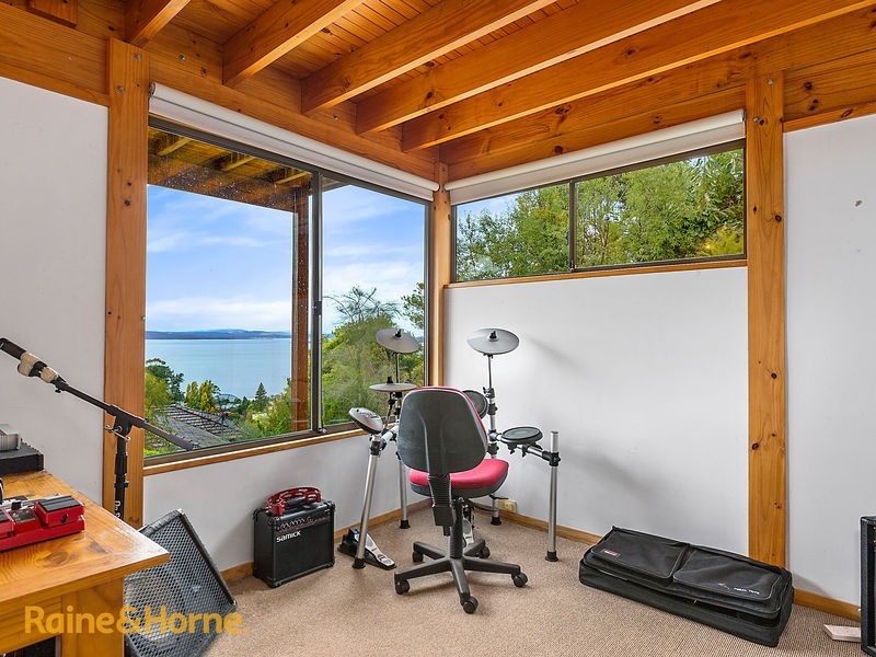 14 Earlwood Court, Taroona TAS 7053