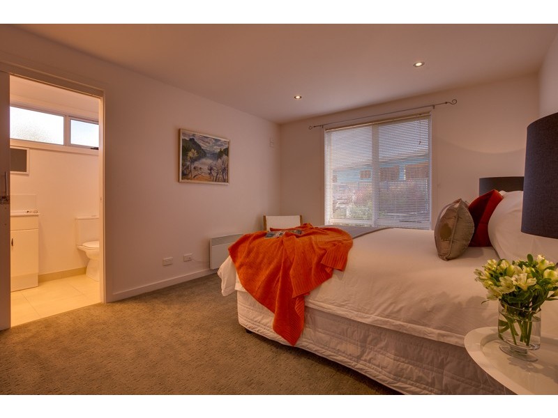 2/45 Staff Road, Electrona TAS 7054