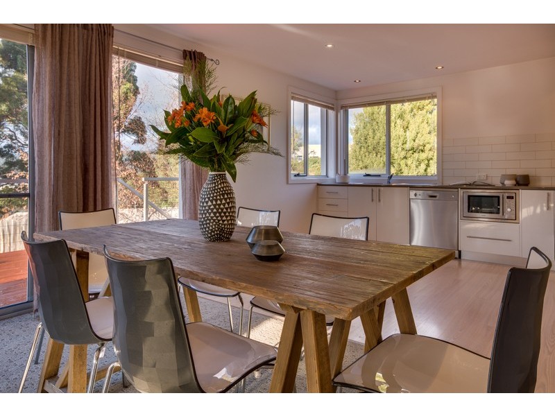 2/45 Staff Road, Electrona TAS 7054