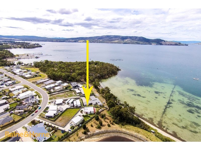 2/45 Staff Road, Electrona TAS 7054