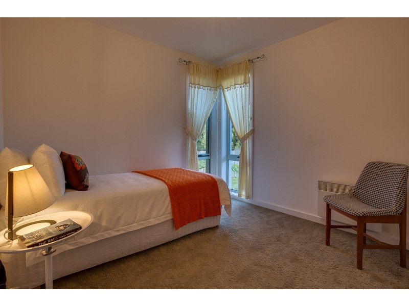 2/45 Staff Road, Electrona TAS 7054