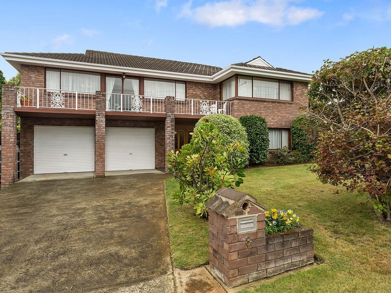 8 Redwood Road, Kingston TAS 7050