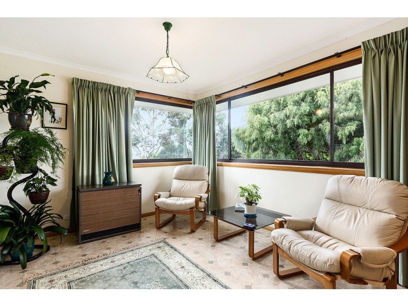 8 Redwood Road, Kingston TAS 7050