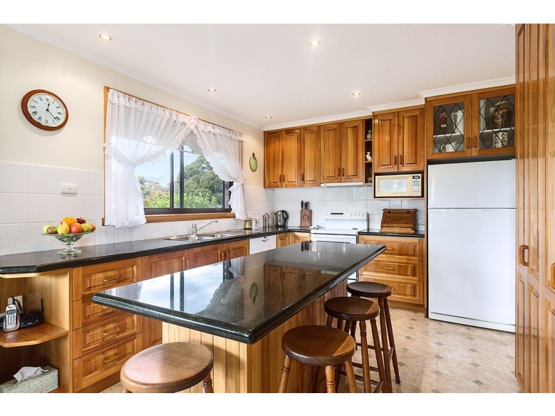 8 Redwood Road, Kingston TAS 7050