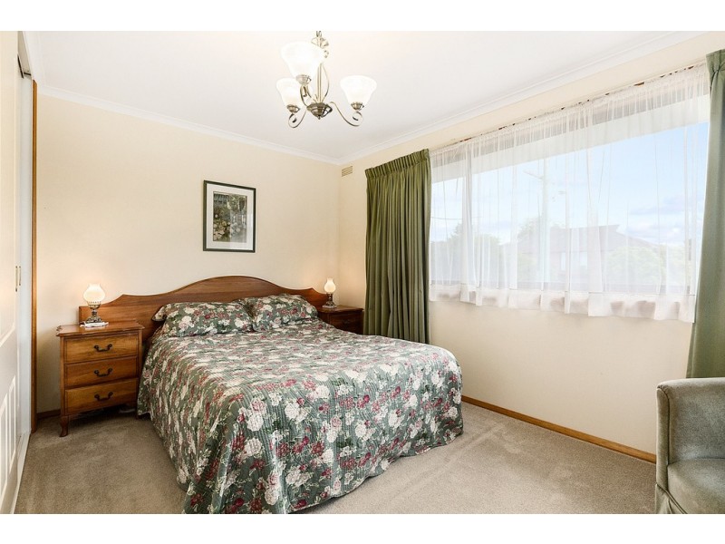 8 Redwood Road, Kingston TAS 7050