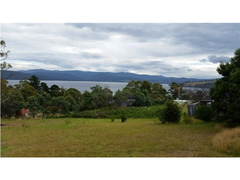 86 Bruny Island Main Road, Dennes Point TAS 7150