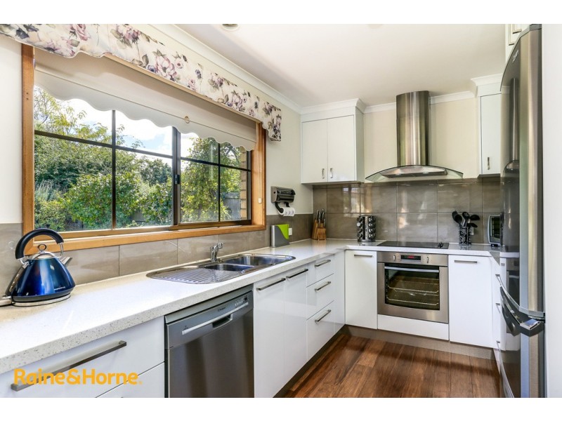 7 Charles Eaton Court, Huntingfield TAS 7055