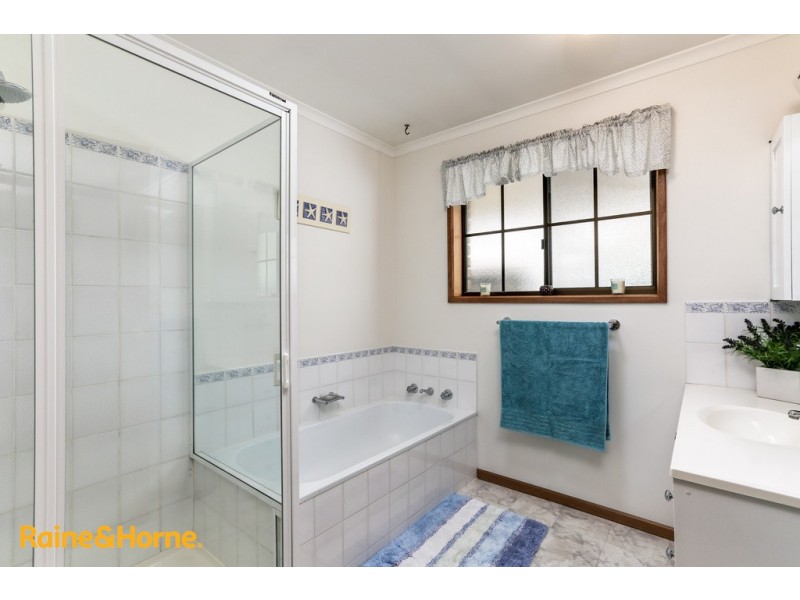 7 Charles Eaton Court, Huntingfield TAS 7055