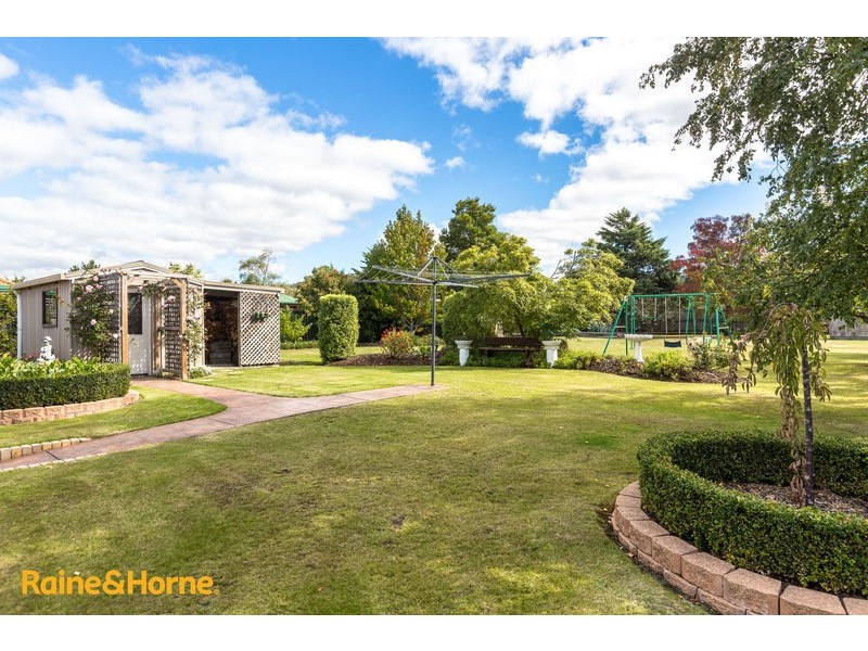 7 Charles Eaton Court, Huntingfield TAS 7055