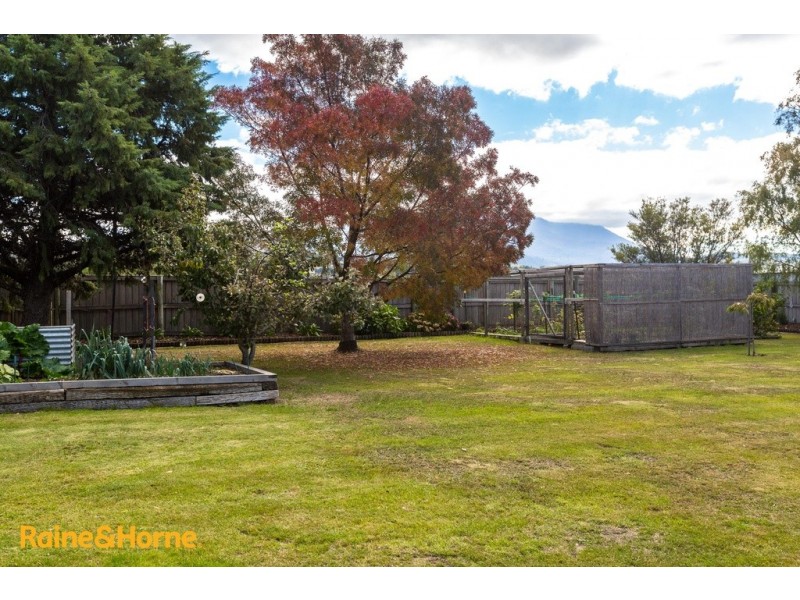 7 Charles Eaton Court, Huntingfield TAS 7055