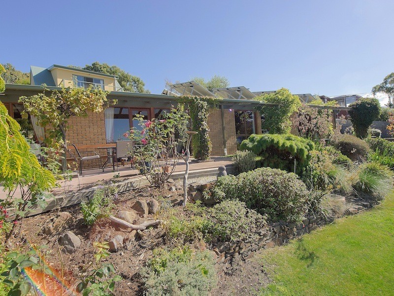 35 Auburn Road, Kingston Beach TAS 7050