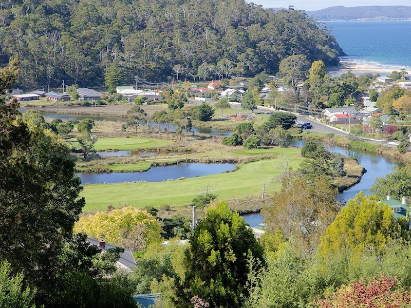 35 Auburn Road, Kingston Beach TAS 7050