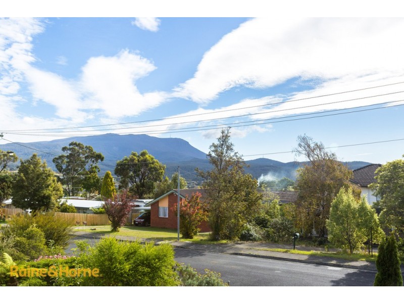 10 Maweena Place, Kingston TAS 7050