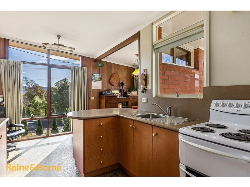 10 Maweena Place, Kingston TAS 7050