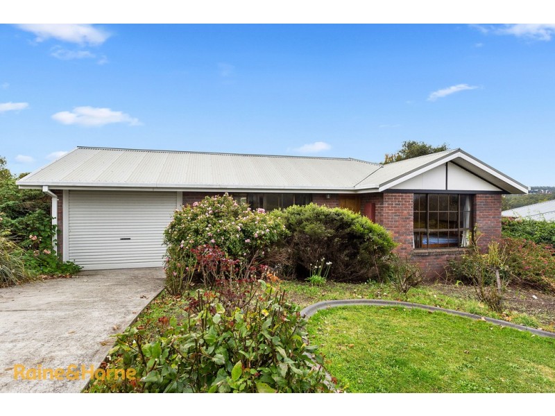 5 Charles Eaton Court, Huntingfield TAS 7055