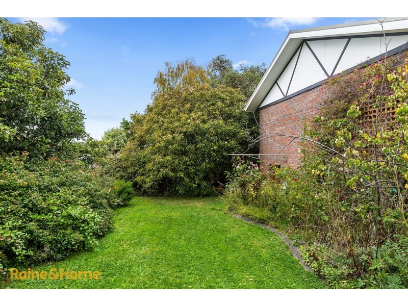 5 Charles Eaton Court, Huntingfield TAS 7055