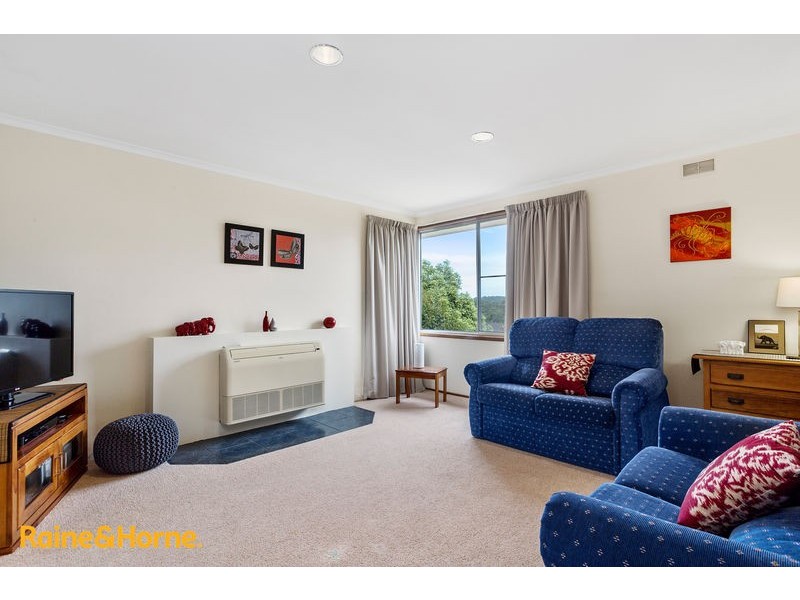 239 Redwood Road, Kingston TAS 7050