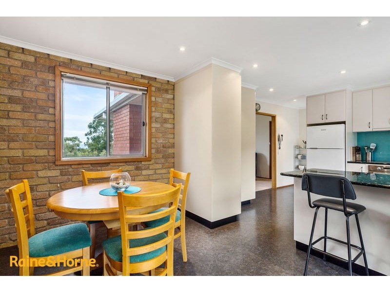 239 Redwood Road, Kingston TAS 7050