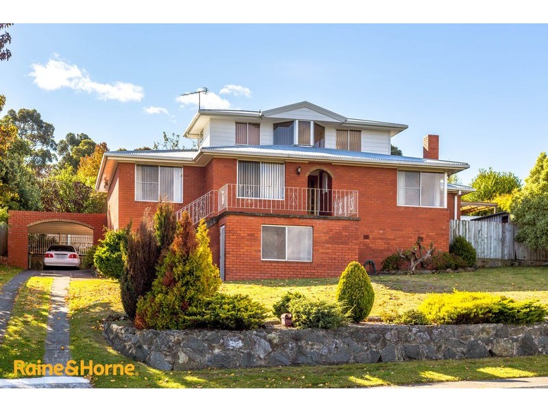 239 Redwood Road, Kingston TAS 7050