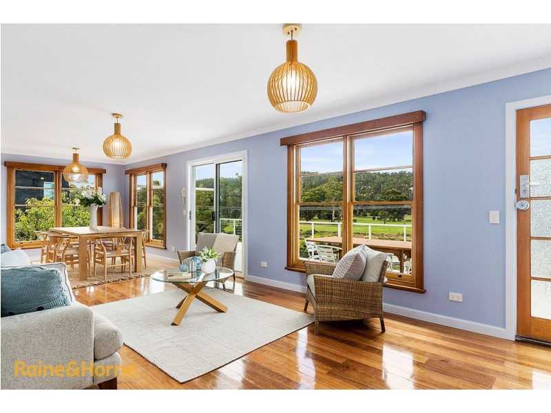 54 Beach Road, Kingston Beach TAS 7050