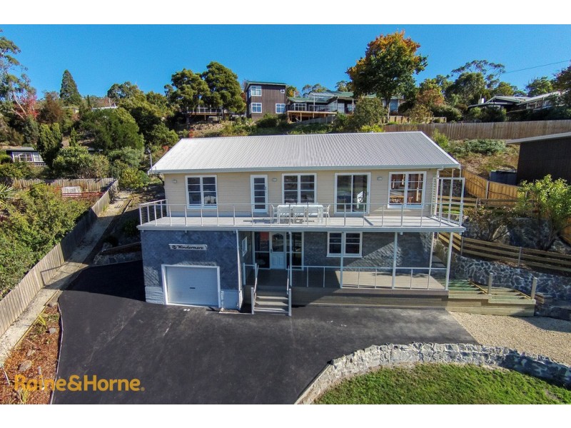 54 Beach Road, Kingston Beach TAS 7050