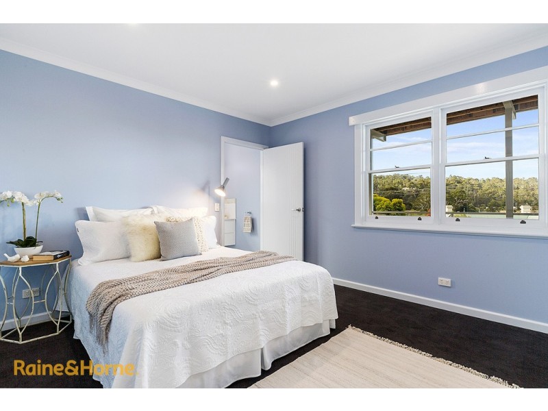 54 Beach Road, Kingston Beach TAS 7050