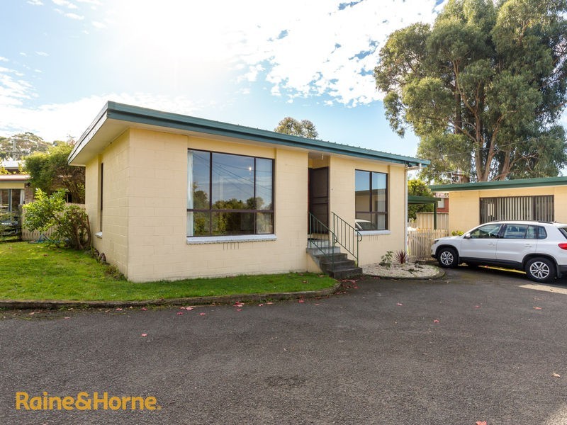 Unit 1 of 158B Roslyn Avenue, Blackmans Bay TAS 7052