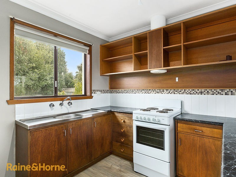 Unit 1 of 158B Roslyn Avenue, Blackmans Bay TAS 7052