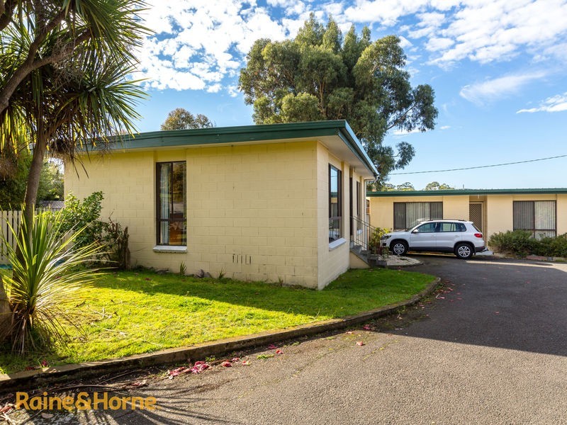 Unit 1 of 158B Roslyn Avenue, Blackmans Bay TAS 7052