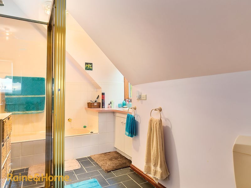 58 Hutchins Street, Kingston TAS 7050