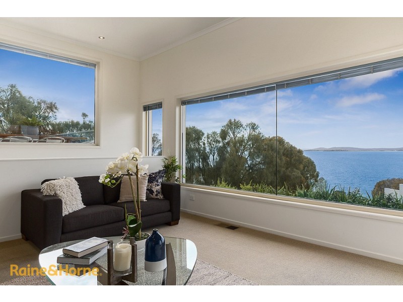 49 Suncoast Drive, Blackmans Bay TAS 7052