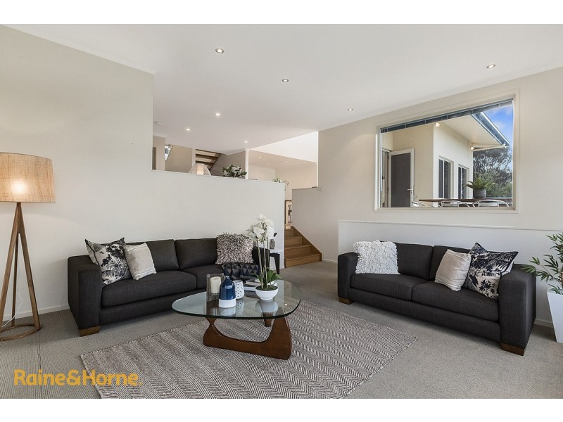 49 Suncoast Drive, Blackmans Bay TAS 7052