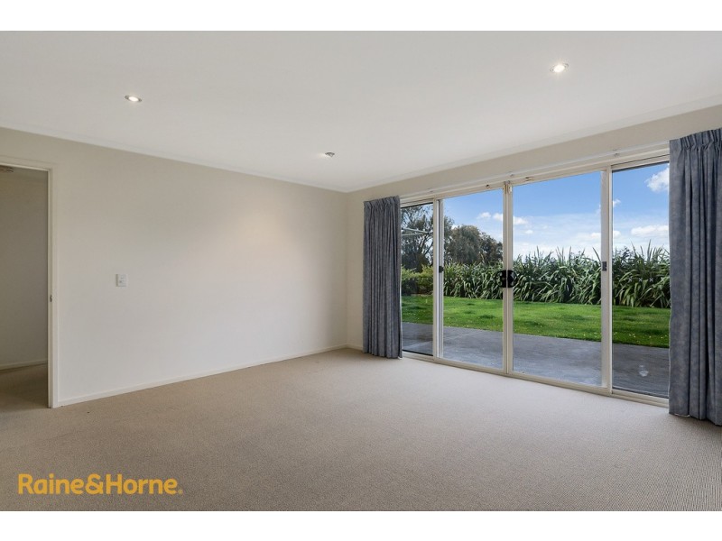 49 Suncoast Drive, Blackmans Bay TAS 7052